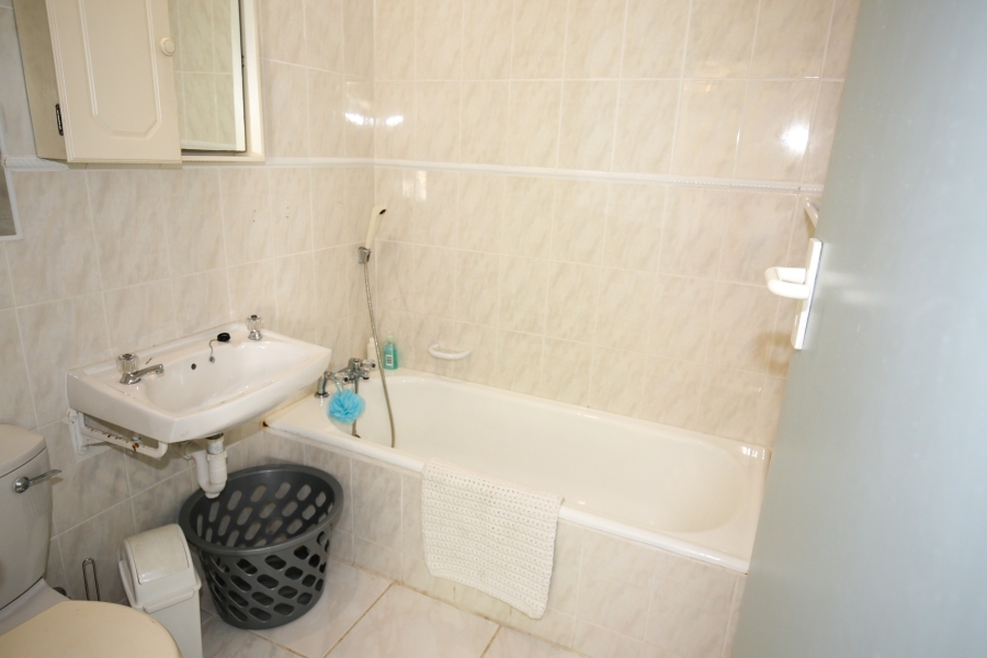 4 Bedroom Property for Sale in Seaside Longships Western Cape